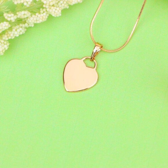 "Minimalist Heart Shaped Rose Gold Pendant with Polished Finish, XPPT1533 - Picture 12 of 13